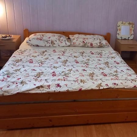 Apartman Skladna Appartamento Košice Esterno foto