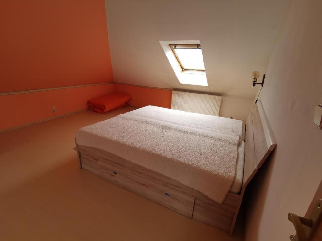 Apartman Skladna Appartamento Košice Esterno foto